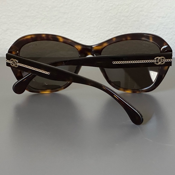 Chanel Dark Tortoise Polarized Butterfly Sunglasses (NWOT) - Picture 6 of 14